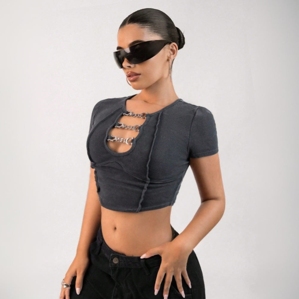 Láncos kivágású női crop top – egy igazán dögös darab