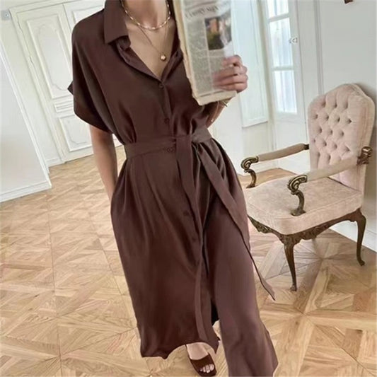 V-nyakú öves nyári ruha – légies elegancia a hétköznapokra