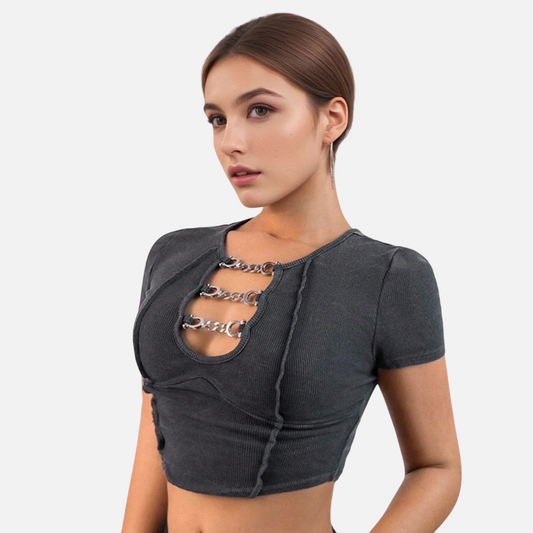 Láncos kivágású női crop top – egy igazán dögös darab